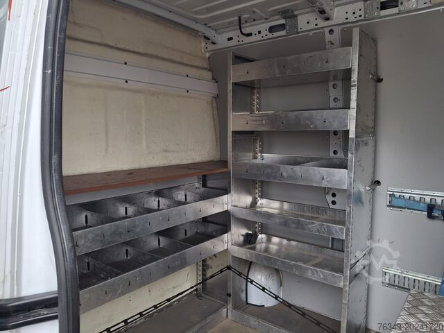 Aerial platform van RENAULT MASTER L2H2 2.3 DCI 145 - KLUBB KL26