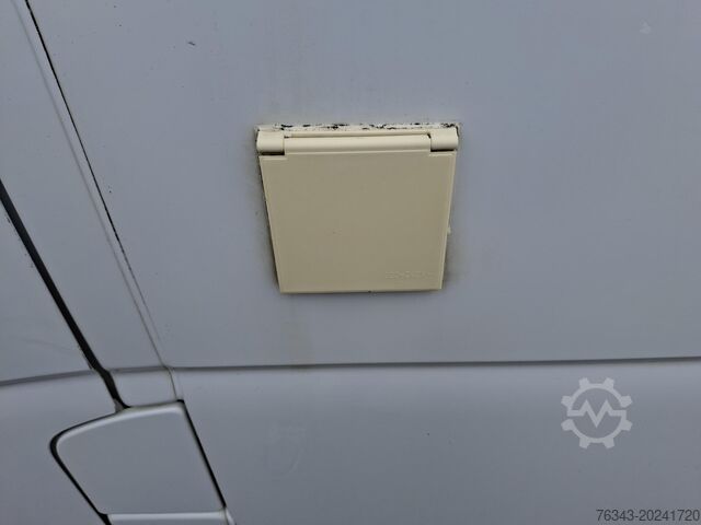 Aerial platform van RENAULT MASTER L2H2 2.3 DCI 145 - KLUBB KL26