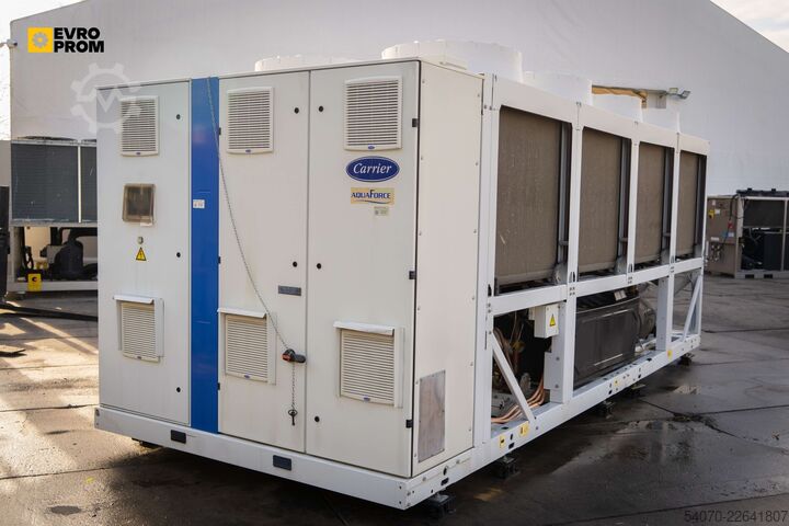 Kältemaschine Used Industrial Chiller CARRIER - 611 kW | With warranty