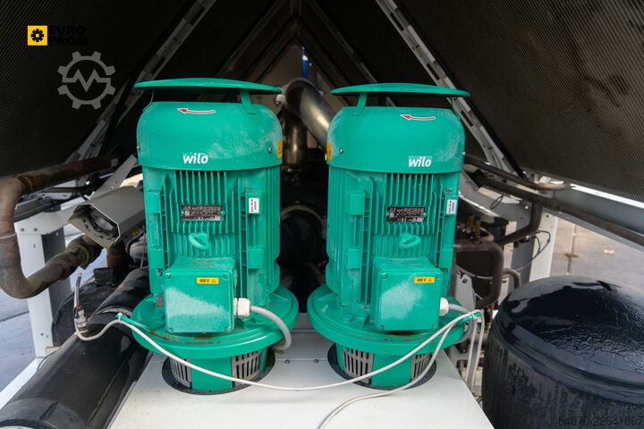 Kältemaschine Used Industrial Chiller CARRIER - 611 kW | With warranty