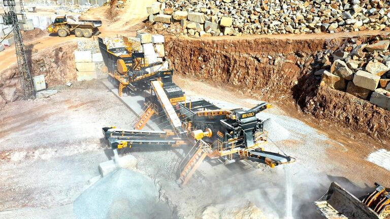 Crushing unit FABO Mobile Jaw Crusher Mobile Jaw Crusher MCK-110