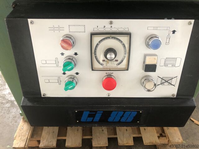 Notching machine OMGA TI88