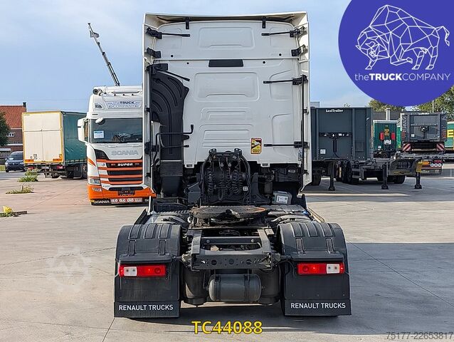 Standard-SZM Renault T 480