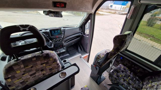 Minibus IVECO Daily C 65 Sprinter 519 MAN TGE Crafter