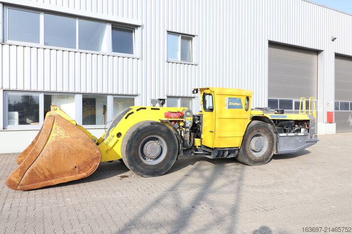 Underground loader Epiroc Scooptram ST3.5