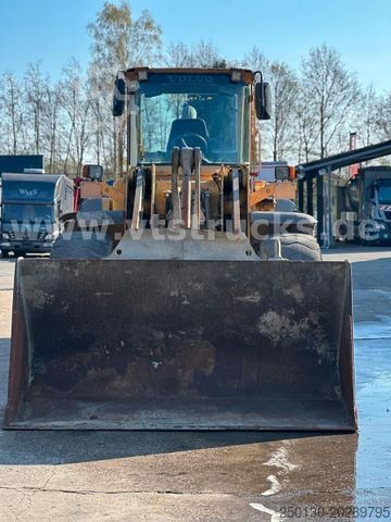 Radlader VOLVO L 110E Radlader aufel