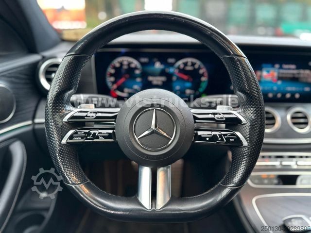 Minibus MERCEDES-BENZ E-Klasse T-Modell E 300 de 4Matic Leder