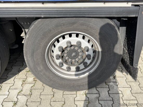 Auflieger mit Pritsche & Plane SCHMITZ SCS-SCS BS/CURTAINSIDER