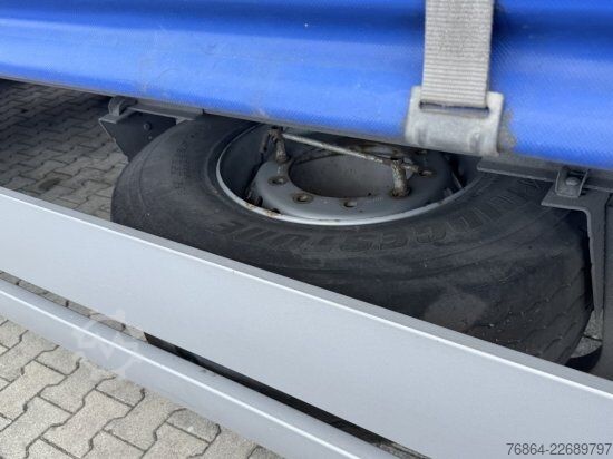 Auflieger mit Pritsche & Plane SCHMITZ SCS-SCS BS/CURTAINSIDER