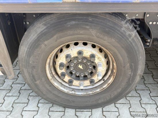 Auflieger mit Pritsche & Plane SCHMITZ SCS-SCS BS/CURTAINSIDER