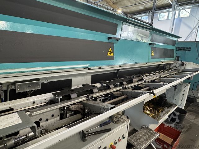 Turning and Milling Center INDEX G 200