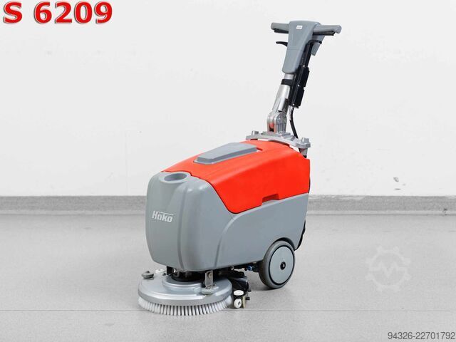 HAKO SCRUBMASTER B12 TB380 NEUE AKKUS Hako Scrubmaster B12 TB380 - 2022y