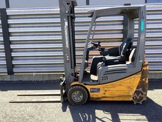 Elektrostapler Jungheinrich EFG218k