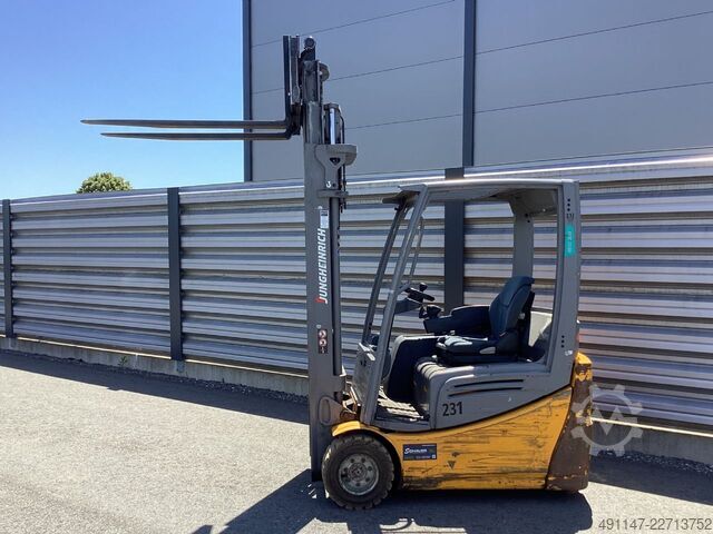 Elektrostapler Jungheinrich EFG218k