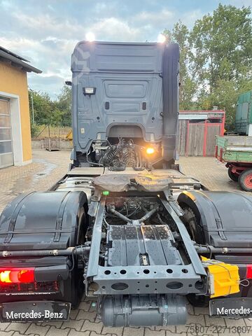 Standard SZM MERCEDES-BENZ Actros 1851 4x2 LS Blatt-Luft Retarder Hydraulik