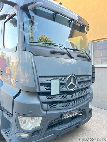 Standard SZM MERCEDES-BENZ Actros 1851 4x2 LS Blatt-Luft Retarder Hydraulik