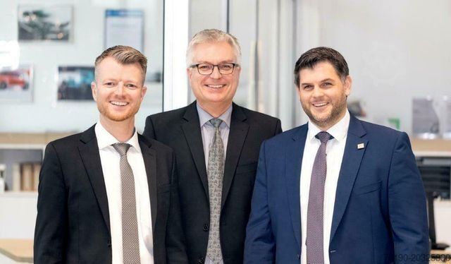 Kastenwagen VOLKSWAGEN T7 Transporter Kasten TDI Aut. 4Motion lang *