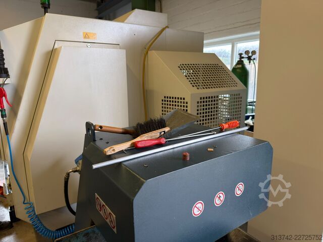 CNC-Dreh- und Fräszentrum Spinner TTC300 52 SMMCY