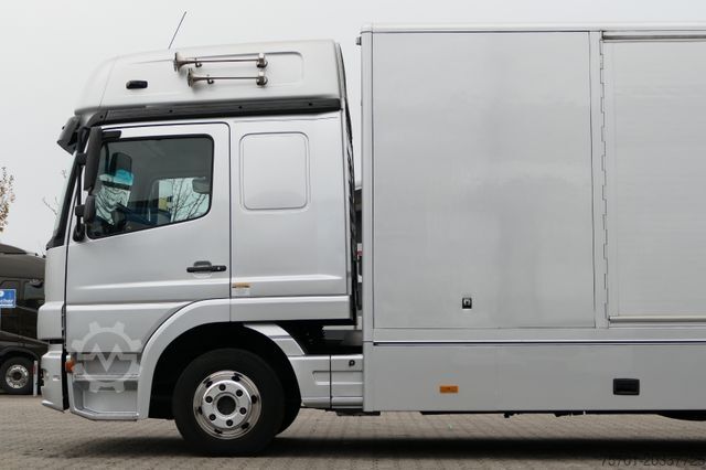 Car carrier van MERCEDES-BENZ Atego 822 Autotransporter Geschoss. Automatik