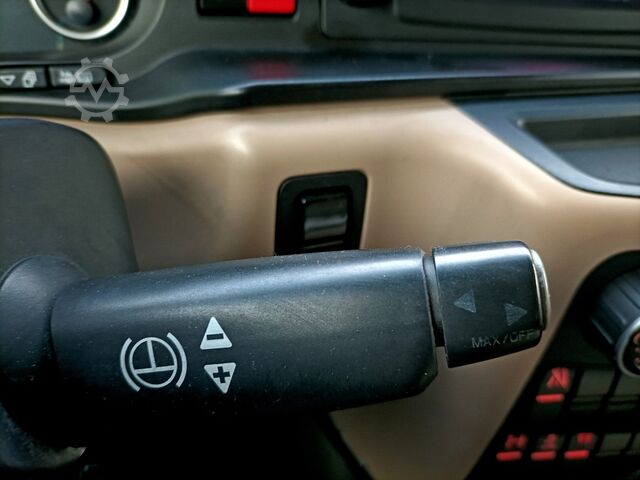 Pritschenwagen mit Plane MAN TGX 26 460