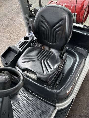 Forklift STILL RX70-25