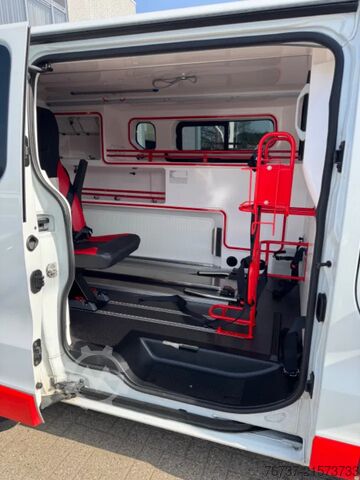 Rettungswagen Renault Trafic **AMBULANCE-RETTUNGSWAGEN**