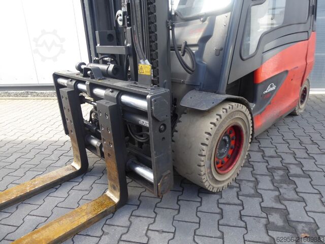 Elektro 4 Rad-Stapler Linde E50HL-01/600