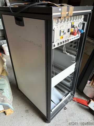 Various server cabinets control cabinets Eldon diverse u.a. MCS20086R5