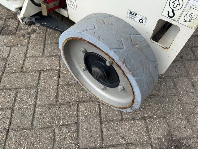 Scissor lift JLG 2646ES Hoogwerker Schaarhoogwerker