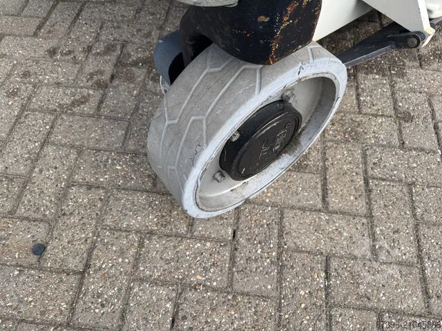 Scissor lift JLG 2646ES Hoogwerker Schaarhoogwerker