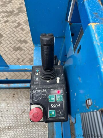 Scissor lift Genie GS3369DC Hoogwerker Schaarhoogwerker