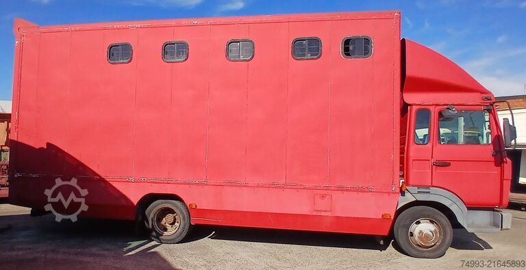 Horse truck Renault S150