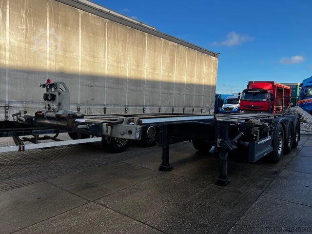 Container transport Renders F08FJ3HWSA Euro 800 3DFCST / Container Chassis ...