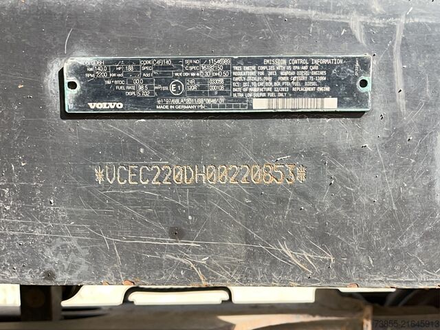 Tracked Excavator Volvo EC220DL