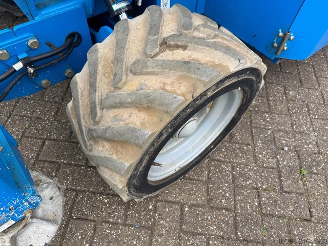 Articulated boom lift Genie GS2669DC Hoogwerker Schaarhoogwerker