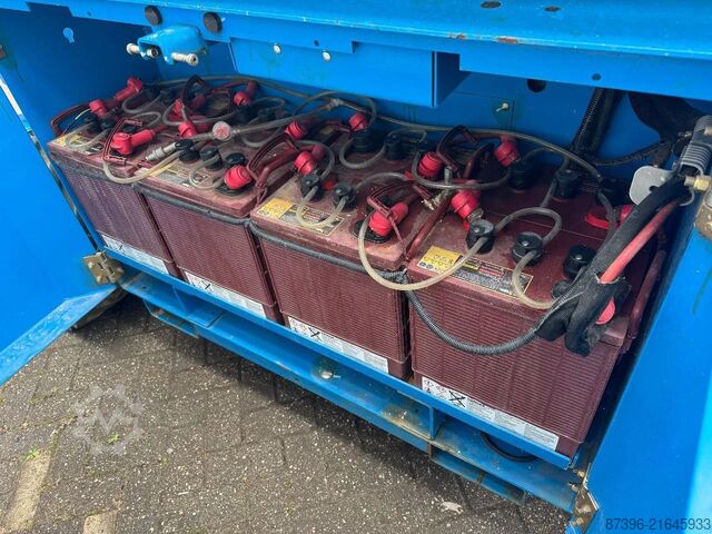 Articulated boom lift Genie GS2669DC Hoogwerker Schaarhoogwerker