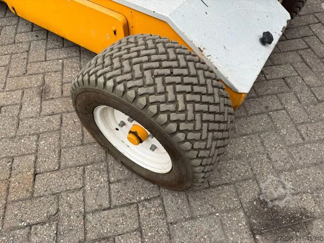 Gelenkteleskoparbeitsbühne Niftylift HR12NE Hoogwerker Knikarmhoogwerker