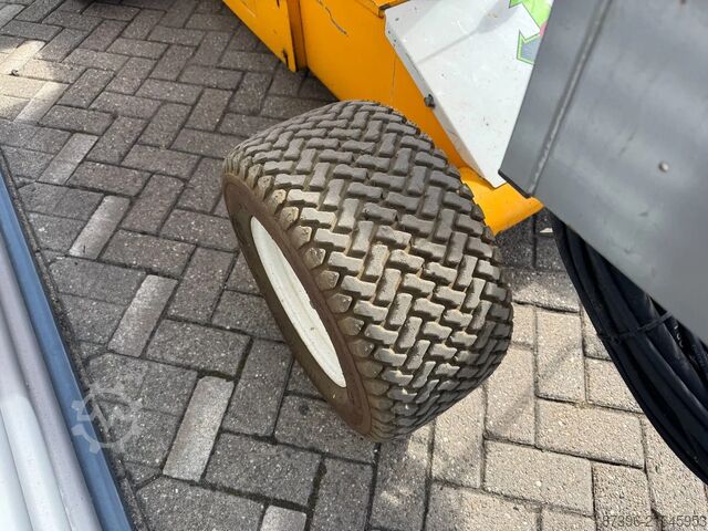 Gelenkteleskoparbeitsbühne Niftylift HR12NE Hoogwerker Knikarmhoogwerker