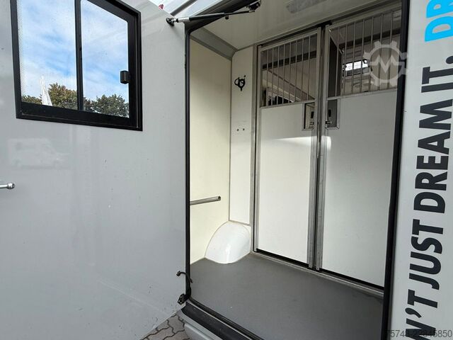 Livestock transporter RENAULT Master STX 3 Sitzer  Haras / Hengste