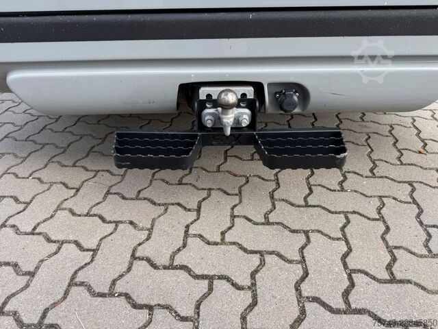 Livestock transporter RENAULT Master STX 3 Sitzer  Haras / Hengste