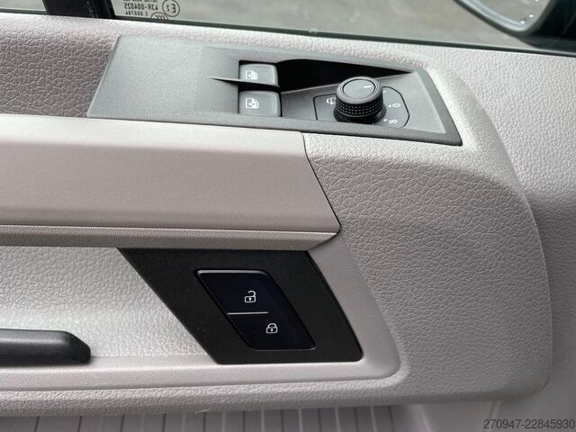 Minibus MAN TGE 3.180 Kombi L3H2 LEDER STANDH ACC NAVI SITZH