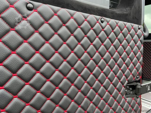Minibus MAN TGE 3.180 Kombi L3H2 LEDER STANDH ACC NAVI SITZH