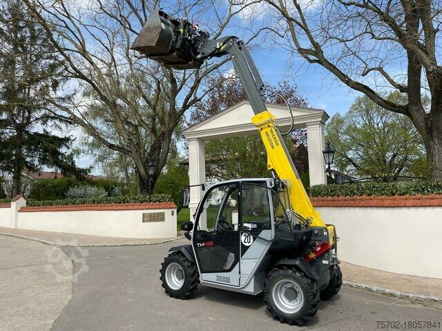 Teleskoparmstapler Wacker TH 412 Teleskoplader