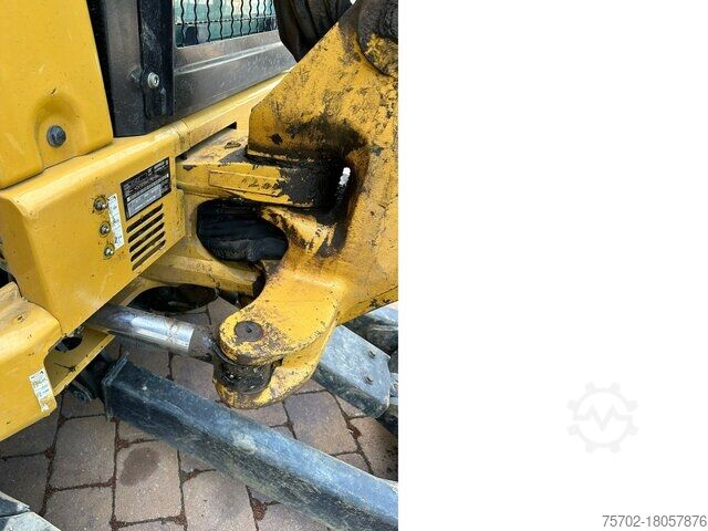 Mobile excavator Cat 304E2 Mobilkettenbagger