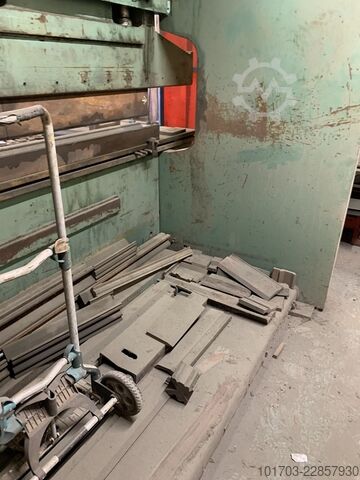 Hydraulische Abkantpresse Sagita Beyeler 200/4000