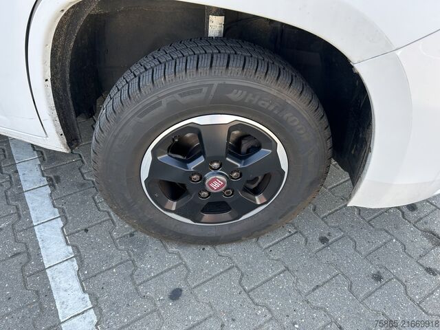 Kastenwagen Fiat Ducato 30 2.3 MultiJet L2 H2 / Navi / Camera / ...