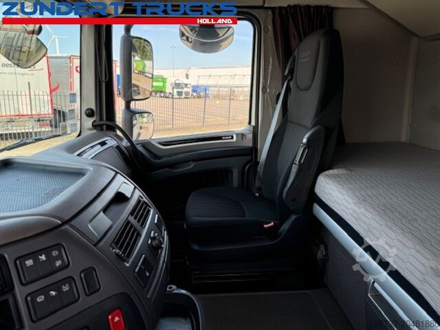 Standard-SZM DAF XF 480 SPACECAB