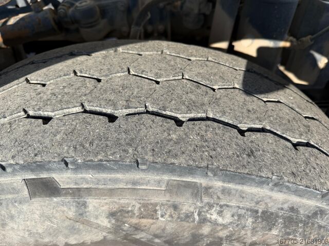 Betonmischer LKW Iveco TRAKKER 500