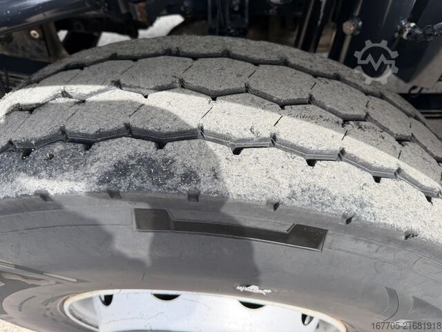 Betonmischer LKW Iveco TRAKKER 450