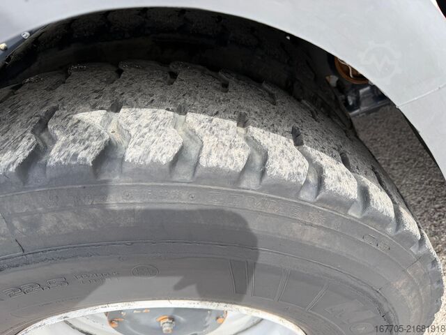 Betonmischer LKW Iveco TRAKKER 450